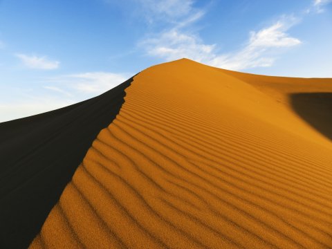 Eine rote Düne im Erg Chegaga in Marokko_2