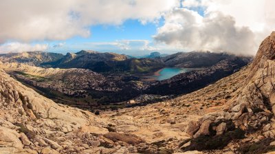 Spanien
